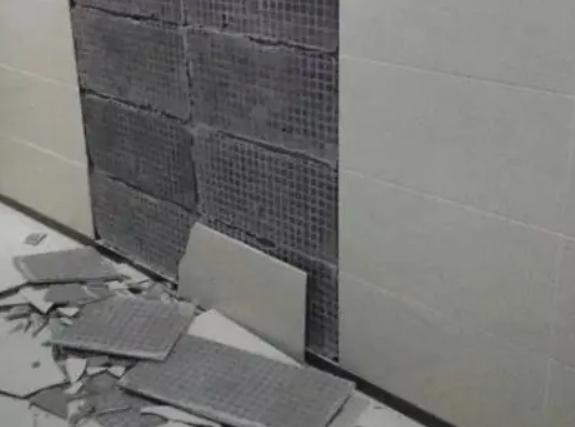 连云港市瓷砖空鼓维修公司分享下连云港市墙砖松动维修的知识